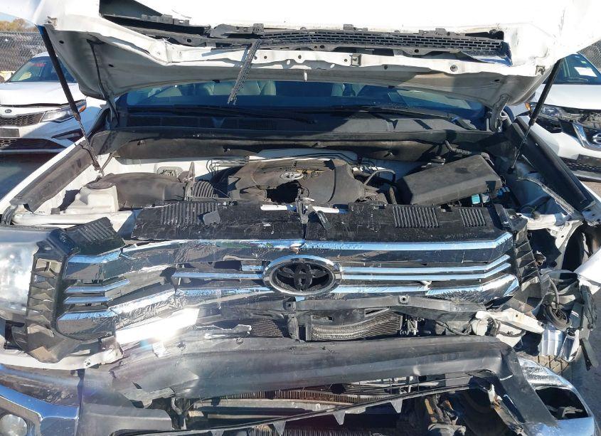 Photo 10 of 2016 Toyota Tundra LIMITED 5.7L V8 (VIN 5TFFW5F19GX205145)