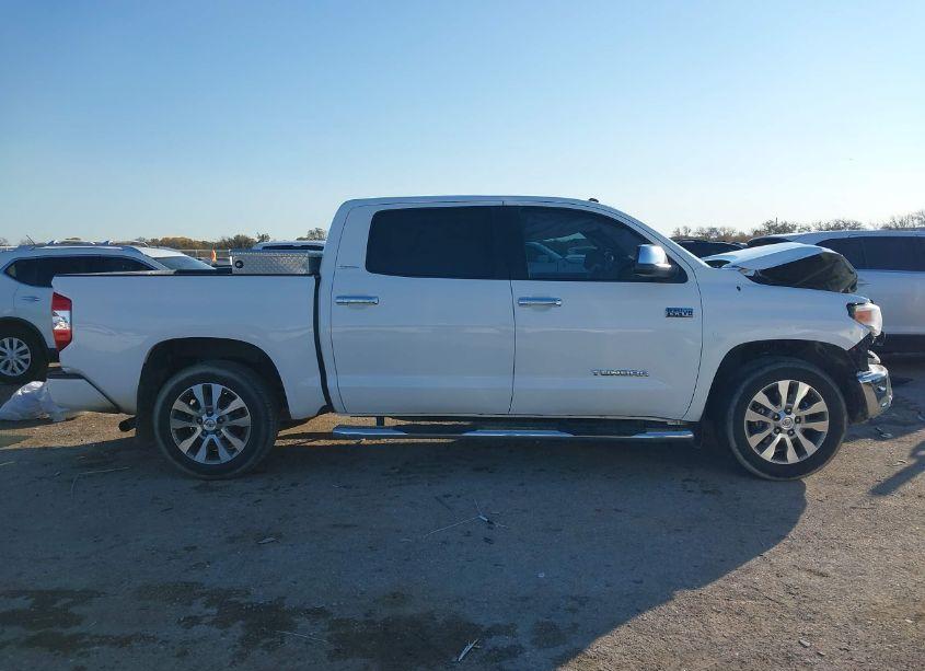 Photo 13 of 2016 Toyota Tundra LIMITED 5.7L V8 (VIN 5TFFW5F19GX205145)