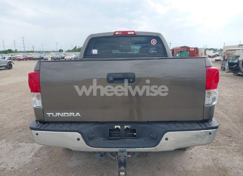 Photo 16 of 2010 Toyota Tundra LIMITED 5.7L V8 (VIN 5TFFY5F11AX093409)