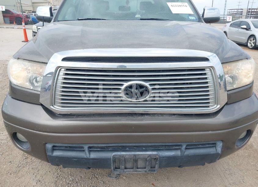 Photo 17 of 2010 Toyota Tundra LIMITED 5.7L V8 (VIN 5TFFY5F11AX093409)