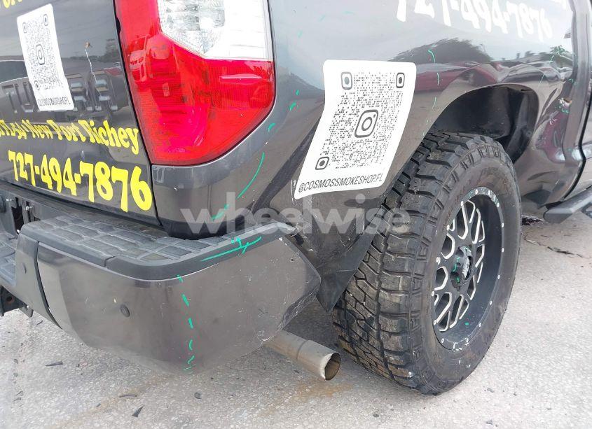 Photo 17 of 2021 Toyota Tundra LIMITED (VIN 5TFFY5F12MX283403)