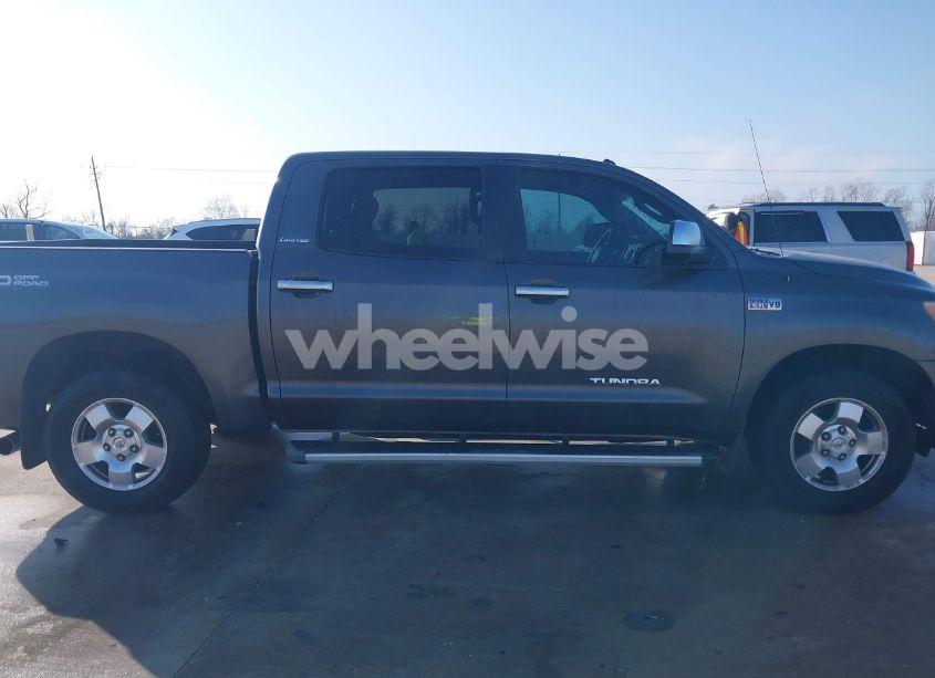 Photo 13 of 2011 Toyota Tundra LIMITED 5.7L V8 (VIN 5TFFY5F15BX108415)