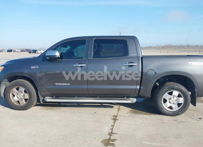 Photo 14 of 2011 Toyota Tundra LIMITED 5.7L V8 (VIN 5TFFY5F15BX108415)