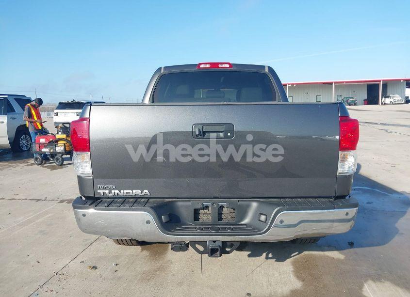 Photo 16 of 2011 Toyota Tundra LIMITED 5.7L V8 (VIN 5TFFY5F15BX108415)