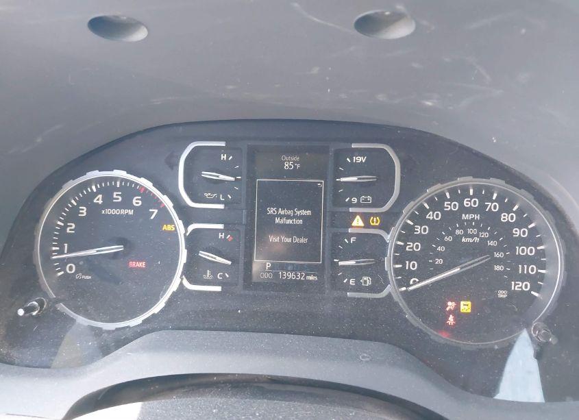 Photo 15 of 2018 Toyota Tundra LIMITED 5.7L V8 (VIN 5TFFY5F1XJX241296)