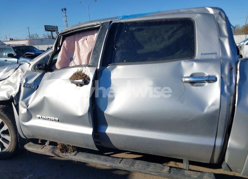 Photo 13 of 2019 Toyota Tundra LIMITED 5.7L V8 (VIN 5TFFY5F1XKX248833)