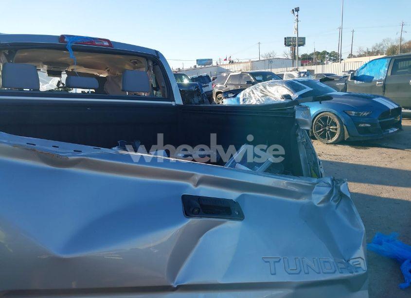 Photo 6 of 2019 Toyota Tundra LIMITED 5.7L V8 (VIN 5TFFY5F1XKX248833)