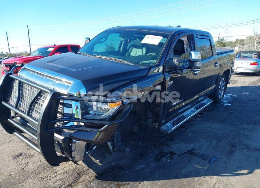Photo 2 of 2020 Toyota Tundra LIMITED (VIN 5TFFY5F1XLX256495)