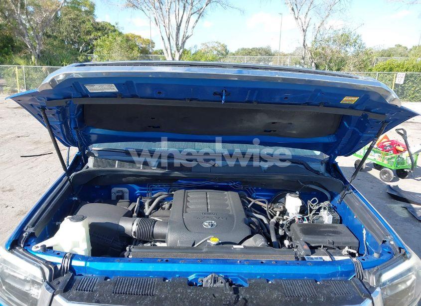 Photo 10 of 2017 Toyota Tundra 1794 5.7L V8 (VIN 5TFGW5F1XHX225751)