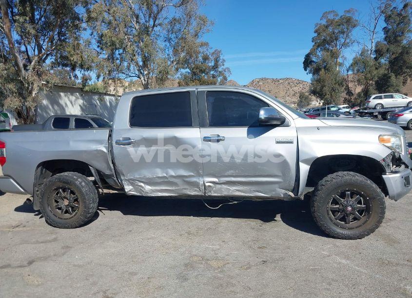 Photo 14 of 2014 Toyota Tundra PLATINUM 5.7L V8 (VIN 5TFGY5F18EX153986)
