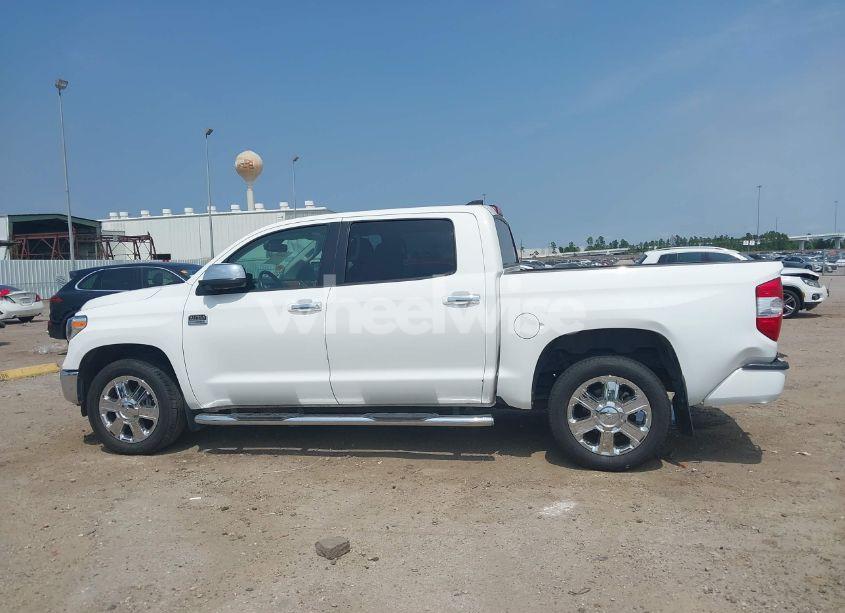 Photo 14 of 2020 Toyota Tundra 1794 EDITION (VIN 5TFGY5F18LX257827)
