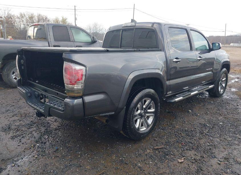 Photo 4 of 2016 Toyota Tacoma LIMITED (VIN 5TFGZ5AN2GX017332)