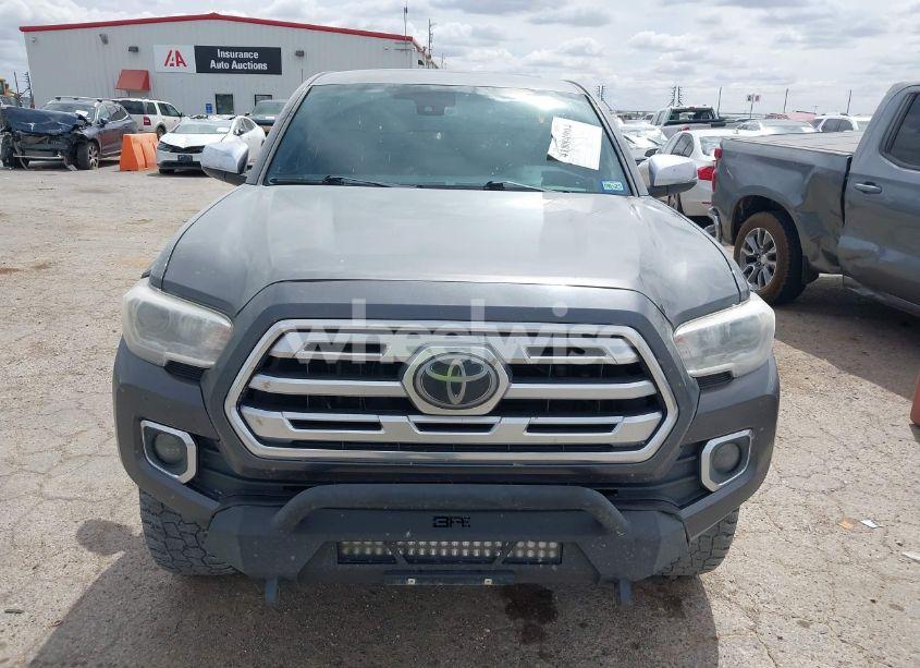 Photo 12 of 2018 Toyota Tacoma LIMITED (VIN 5TFGZ5AN2JX143097)