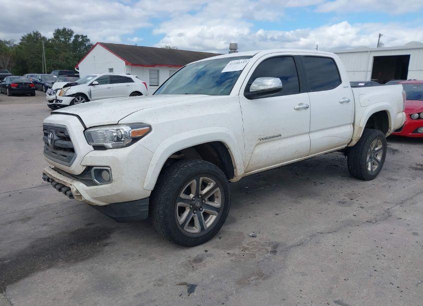 Photo 2 of 2016 Toyota Tacoma LIMITED (VIN 5TFGZ5AN5GX029507)