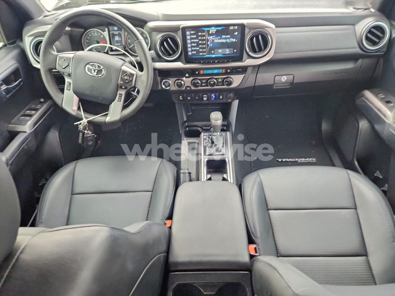 Photo 8 of 2018 TOYOTA TACOMA DOUBLE CAB (VIN 5TFGZ5AN5JX143255)