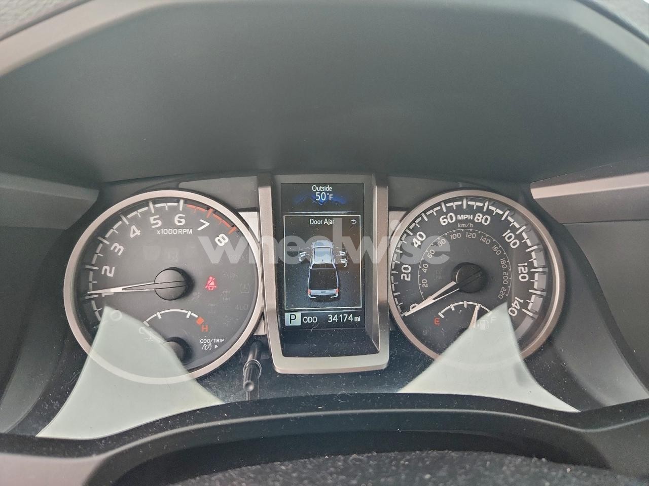 Photo 9 of 2018 TOYOTA TACOMA DOUBLE CAB (VIN 5TFGZ5AN5JX143255)