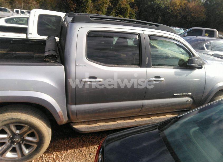 Photo 13 of 2017 Toyota Tacoma LIMITED (VIN 5TFGZ5AN7HX068343)