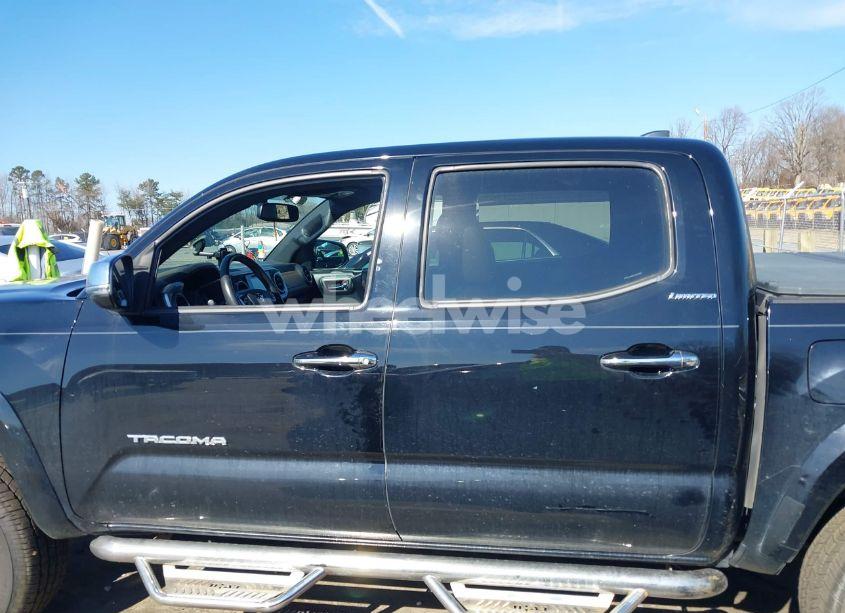Photo 14 of 2016 Toyota Tacoma LIMITED (VIN 5TFGZ5AN9GX027629)