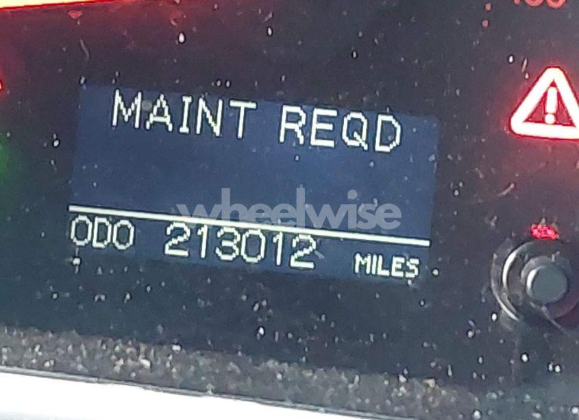 Photo 15 of 2010 Toyota Tundra LIMITED 5.7L V8 (VIN 5TFHW5F10AX149676)