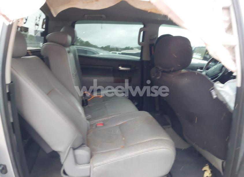 Photo 8 of 2010 Toyota Tundra LIMITED 5.7L V8 (VIN 5TFHW5F10AX149676)