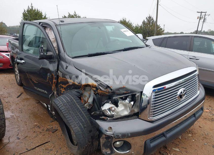 2011 Toyota Tundra LIMITED 5.7L V8 (VIN 5TFHW5F10BX163739) main photo