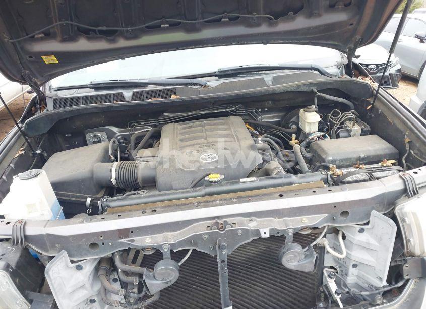 Photo 10 of 2011 Toyota Tundra LIMITED 5.7L V8 (VIN 5TFHW5F10BX163739)