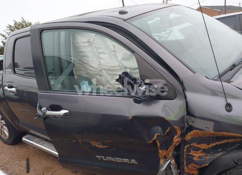 Photo 13 of 2011 Toyota Tundra LIMITED 5.7L V8 (VIN 5TFHW5F10BX163739)