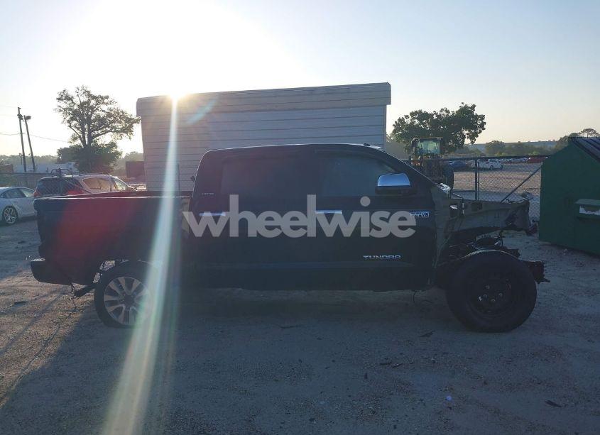 Photo 12 of 2015 Toyota Tundra LIMITED 5.7L V8 (VIN 5TFHW5F10FX468762)