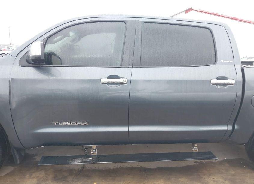 Photo 14 of 2010 Toyota Tundra CREWMAX LIMITED (VIN 5TFHW5F11AX095160)