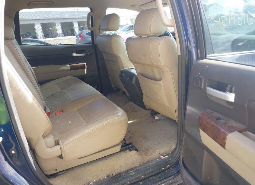 Photo 8 of 2010 Toyota Tundra LIMITED 5.7L V8 (VIN 5TFHW5F12AX156449)