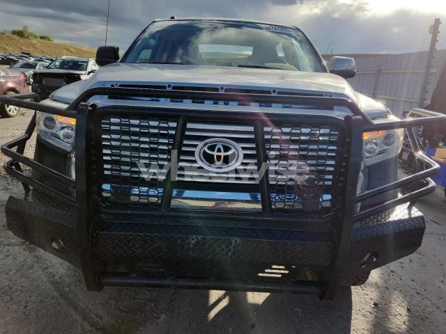 2016 TOYOTA TUNDRA CREWMAX LIMITED (VIN 5TFHW5F12GX526629) main photo