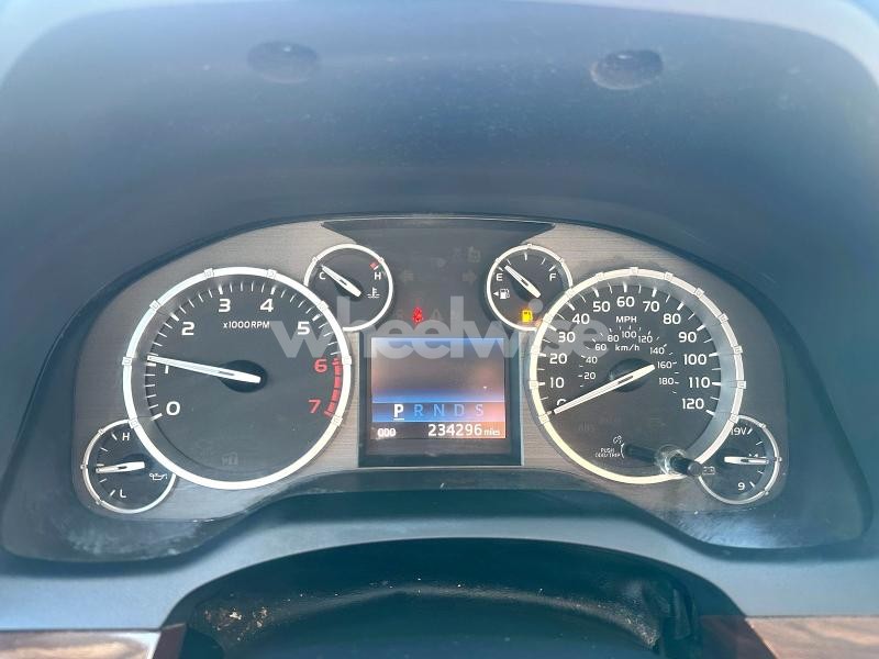 Photo 2 of 2014 TOYOTA TUNDRA CREWMAX LIMITED (VIN 5TFHW5F13EX365124)