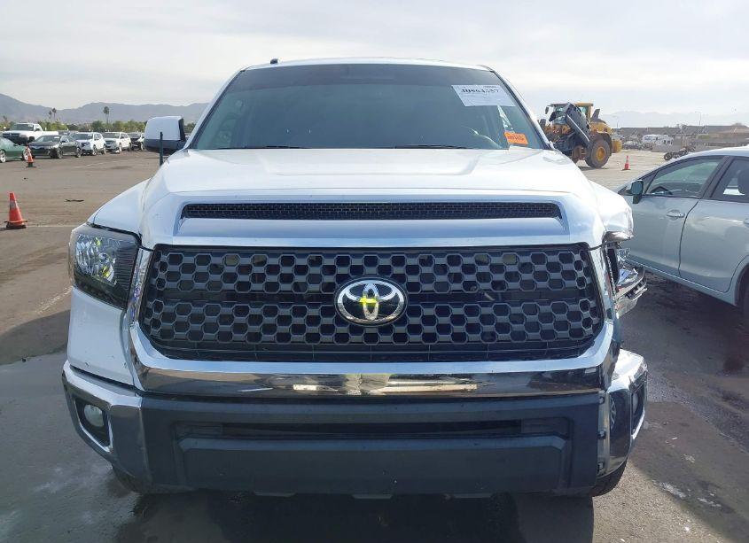 Photo 12 of 2017 Toyota Tundra LIMITED 5.7L V8 (VIN 5TFHW5F13HX647252)