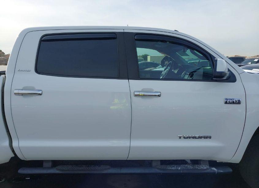 Photo 13 of 2017 Toyota Tundra LIMITED 5.7L V8 (VIN 5TFHW5F13HX647252)