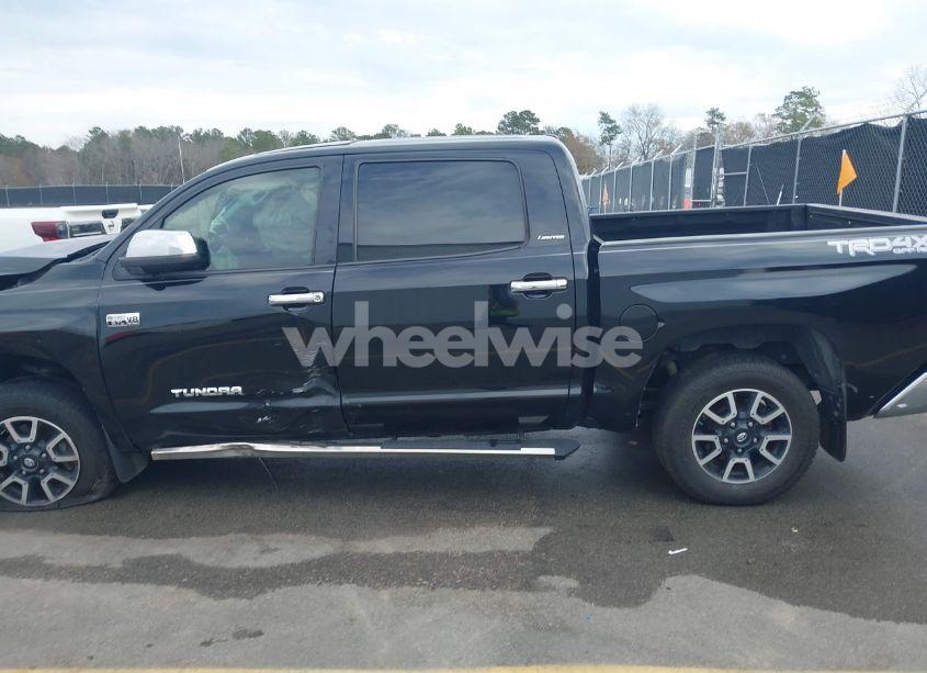 Photo 14 of 2018 Toyota Tundra LIMITED 5.7L V8 (VIN 5TFHW5F13JX775691)