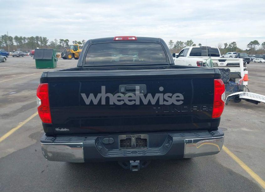 Photo 16 of 2018 Toyota Tundra LIMITED 5.7L V8 (VIN 5TFHW5F13JX775691)