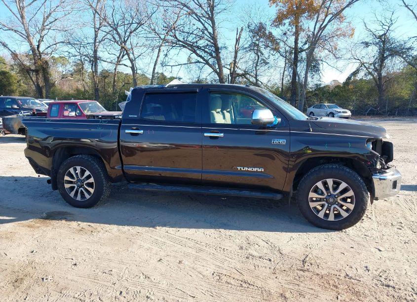 Photo 14 of 2018 Toyota Tundra LIMITED 5.7L V8 (VIN 5TFHW5F14JX717993)