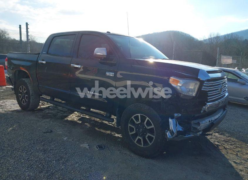 2017 Toyota Tundra LIMITED 5.7L V8 (VIN 5TFHW5F15HX653473) main photo