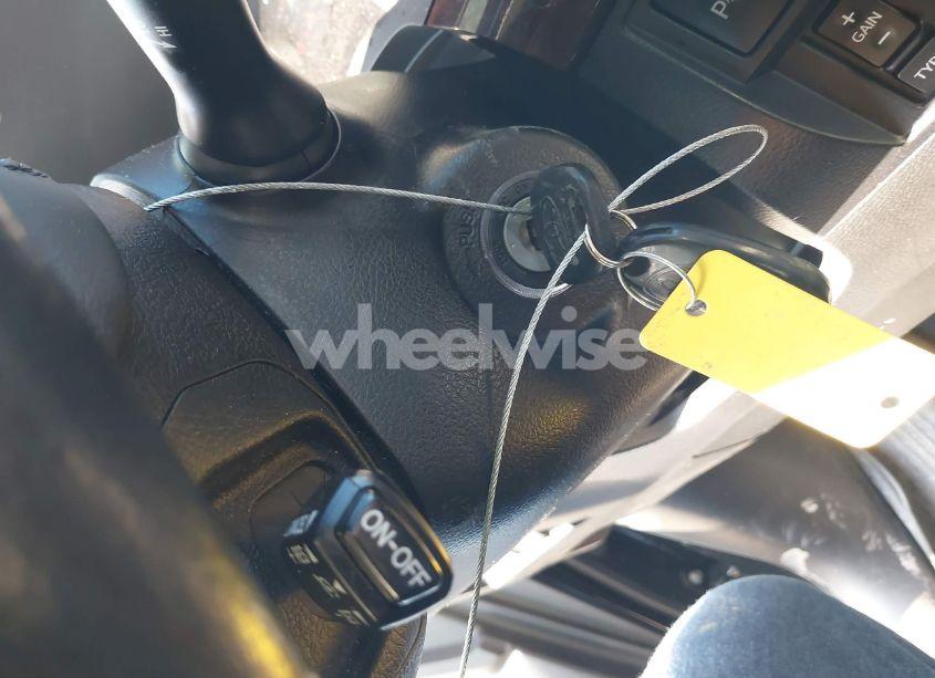 Photo 11 of 2017 Toyota Tundra LIMITED 5.7L V8 (VIN 5TFHW5F15HX653473)