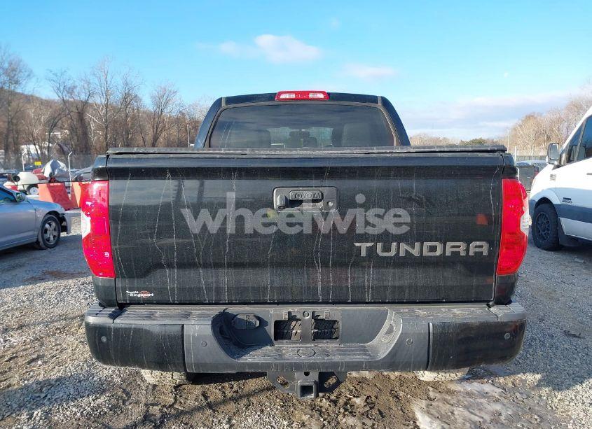 Photo 16 of 2017 Toyota Tundra LIMITED 5.7L V8 (VIN 5TFHW5F15HX653473)