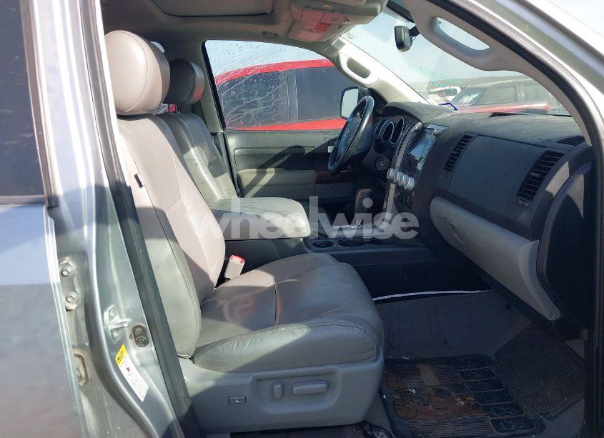 Photo 5 of 2010 Toyota Tundra LIMITED 5.7L V8 (VIN 5TFHW5F16AX152906)