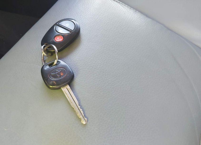 Photo 11 of 2012 Toyota Tundra LIMITED 5.7L V8 (VIN 5TFHW5F16CX240633)