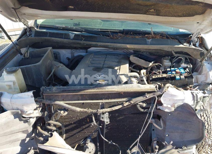 Photo 10 of 2014 Toyota Tundra LIMITED 5.7L V8 (VIN 5TFHW5F16EX372679)