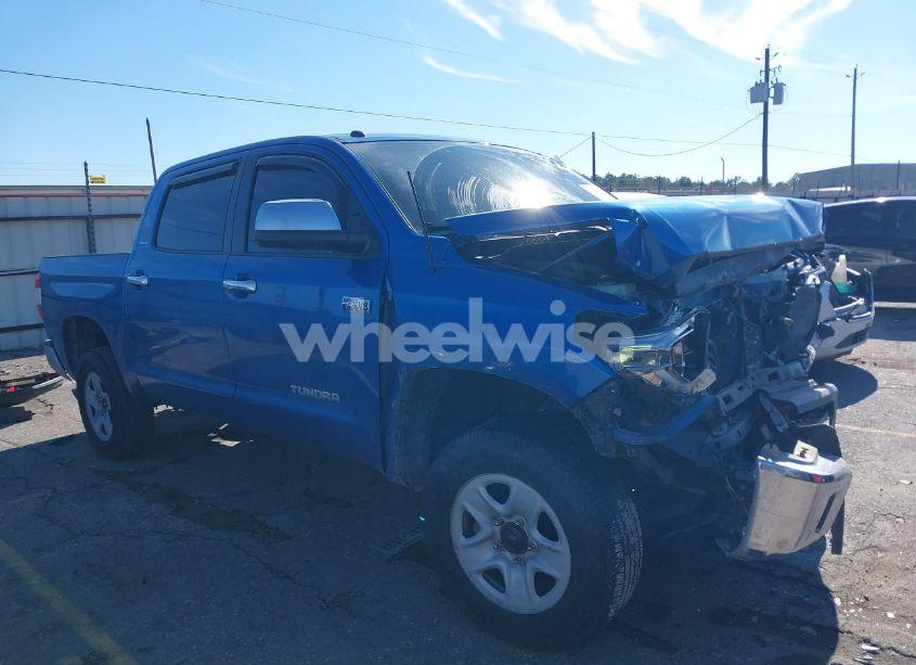 2016 Toyota Tundra LIMITED 5.7L V8 (VIN 5TFHW5F17GX501418) main photo