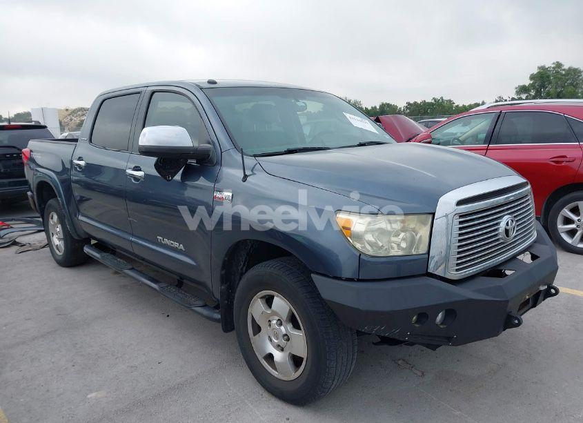 2010 Toyota Tundra LIMITED 5.7L V8 (VIN 5TFHW5F19AX135842) main photo