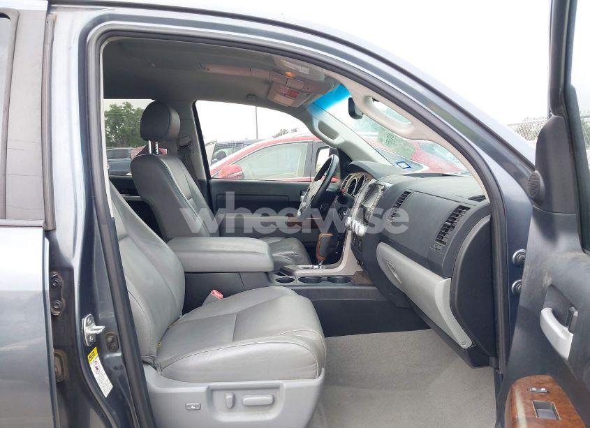 Photo 5 of 2010 Toyota Tundra LIMITED 5.7L V8 (VIN 5TFHW5F19AX135842)