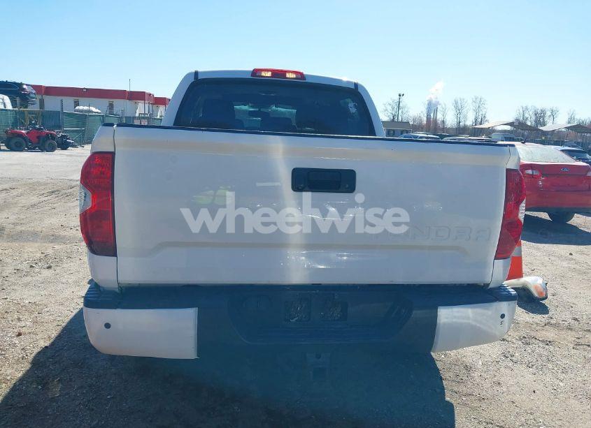 Photo 17 of 2015 Toyota Tundra LIMITED 5.7L V8 (VIN 5TFHY5F10FX437649)