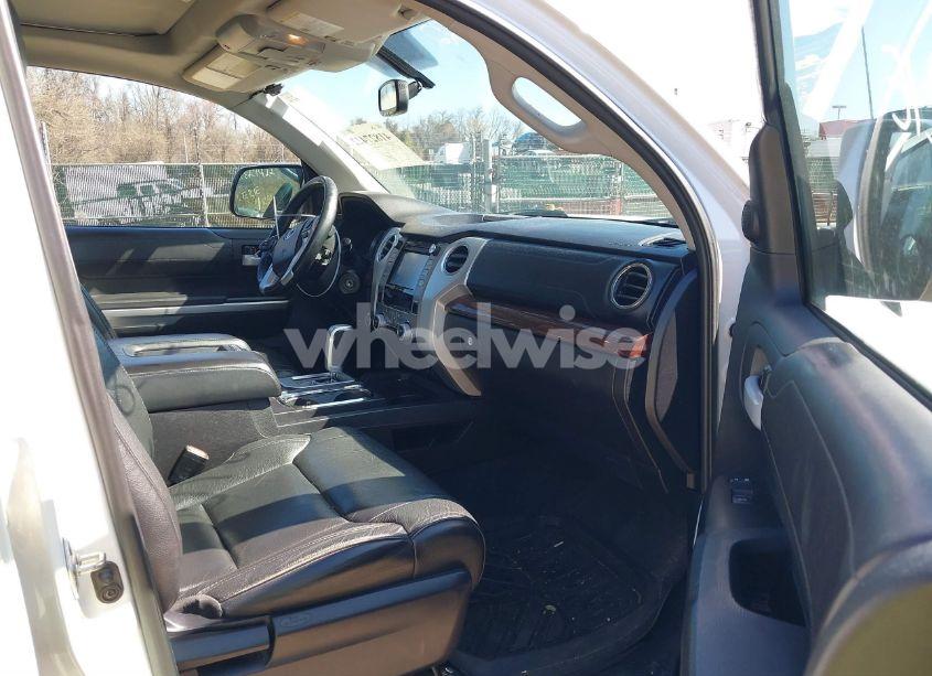 Photo 5 of 2015 Toyota Tundra LIMITED 5.7L V8 (VIN 5TFHY5F10FX437649)