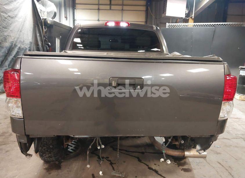 Photo 17 of 2013 Toyota Tundra LIMITED 5.7L V8 (VIN 5TFHY5F11DX299049)