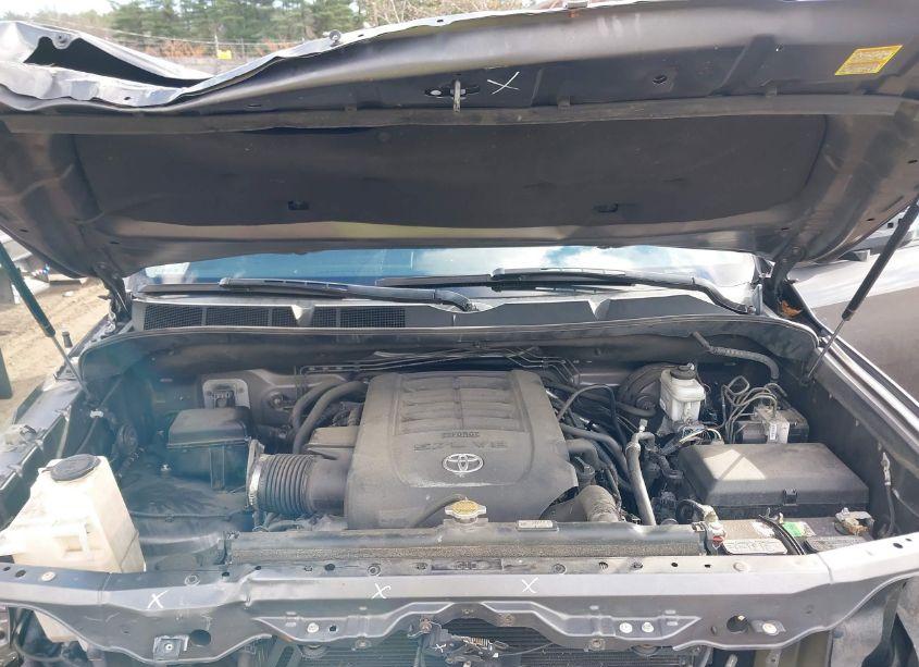 Photo 10 of 2016 Toyota Tundra LIMITED 5.7L V8 (VIN 5TFHY5F11GX500551)